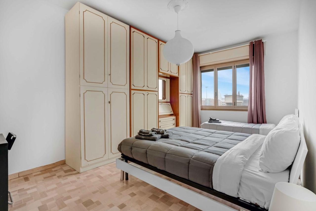 Cav9 - Large Apartment With Panoramic View - Milan Luaran gambar